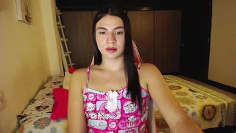 X IGcamiryan01 online show from 3, 12, 2024