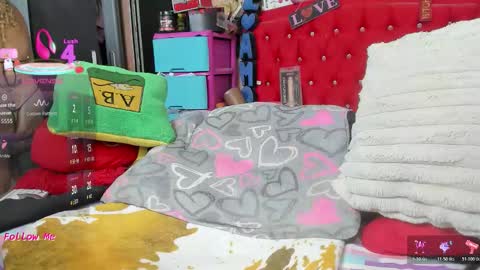 Snapshot of camile_milf chatting on 23, 2, 2026 Lauren camile online show from 23, 2, 2026