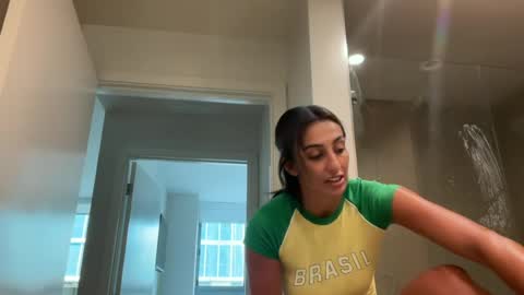 camiliakxoxo online show from 25, 7, 2026