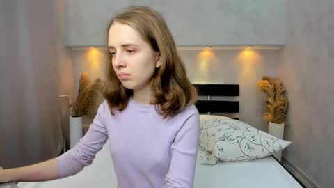 Camilla online show from 3, 10, 2025