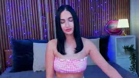 Camilla online show from 8, 3, 2026