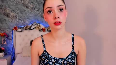 Snapshot of camillen_pettid chatting on 5, 12, 2024 C A M I L L E N Help me get to the top online show from 5, 12, 2024