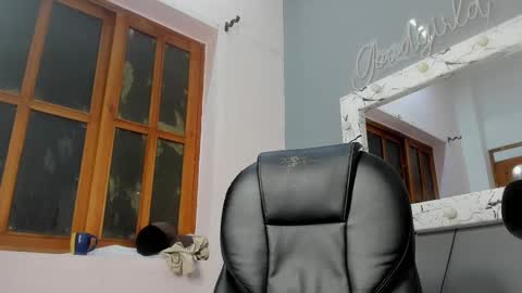 Camillo Virgil online show from 8, 10, 2025