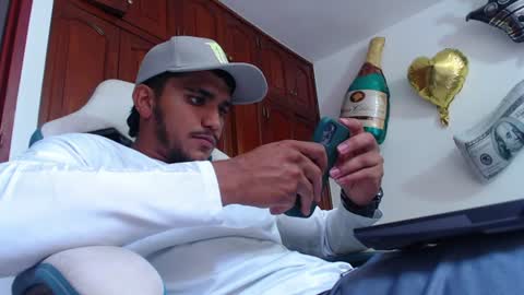 Snapshot of camilo_contre21 chatting on 22, 7, 2026 camilo_contre21 online show from 22, 7, 2026