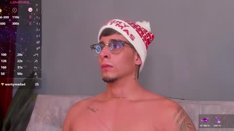 Snapshot of camilo_ospina_ chatting on 4, 12, 2024 INDEPENDENT MODEL online show from 4, 12, 2024