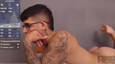 Snapshot of camilo_ospina_ chatting on 11, 12, 2024 INDEPENDENT MODEL online show from 11, 12, 2024