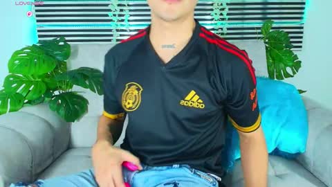 Snapshot of camilo_xcam chatting on 22, 4, 2026 CAMILO online show from 22, 4, 2026
