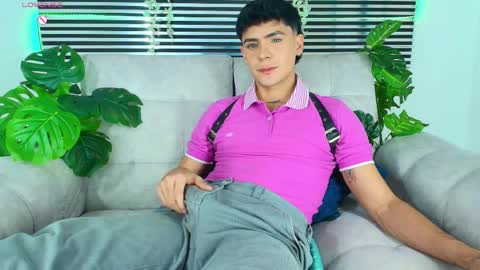 Snapshot of camilo_xcam chatting on 25, 4, 2026 CAMILO online show from 25, 4, 2026