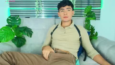 Snapshot of camilo_xcam chatting on 28, 4, 2026 CAMILO online show from 28, 4, 2026