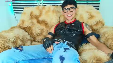 Snapshot of camilo_xcam chatting on 5, 5, 2026 CAMILO online show from 5, 5, 2026