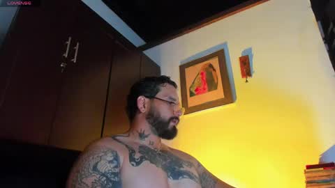 Snapshot of camilomayer chatting on 30, 4, 2026 Camilo online show from 30, 4, 2026