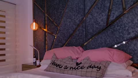 CLICK HERE  --   online show from 21, 1, 2025