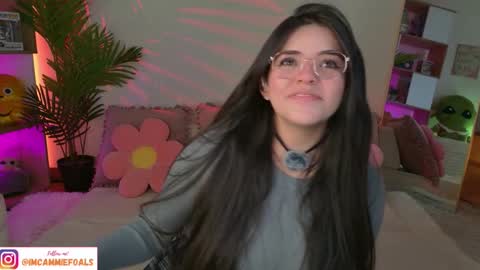   Lets reach 200 thumbs up  online show from 11, 9, 2025