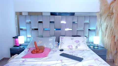 Snapshot of cammiila chatting on 23, 4, 2026 Camila online show from 23, 4, 2026