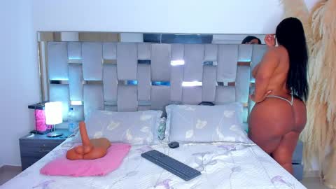 Snapshot of cammiila chatting on 25, 4, 2026 Camila online show from 25, 4, 2026