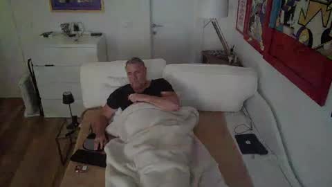 Snapshot of camunication chatting on 21, 2, 2025 camunication online show from 21, 2, 2025
