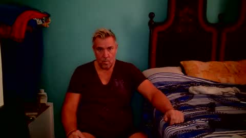 camunication online show from 17, 10, 2025