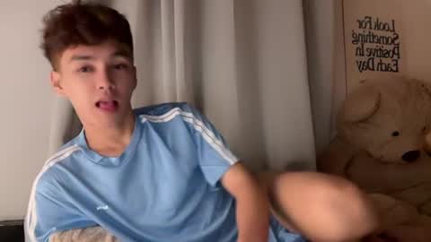Snapshot of camwithethan chatting on 7, 7, 2026 Ethan online show from 7, 7, 2026