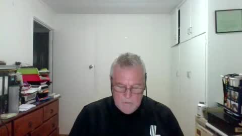 Snapshot of canberian chatting on 3, 11, 2025 Canberian online show from 3, 11, 2025