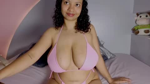 Snapshot of candela_cool chatting on 13, 5, 2026 Candela online show from 13, 5, 2026
