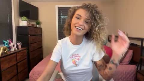 Candi may online show from 30, 10, 2025