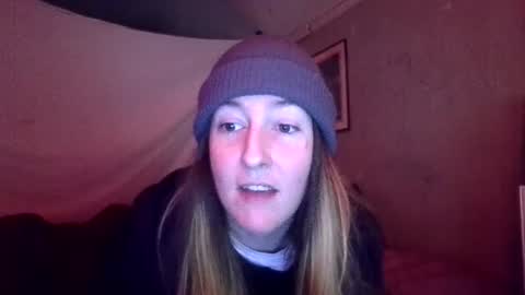 Candi online show from 25, 11, 2025