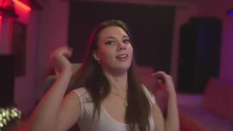 Candy Storm online show from 15, 11, 2025