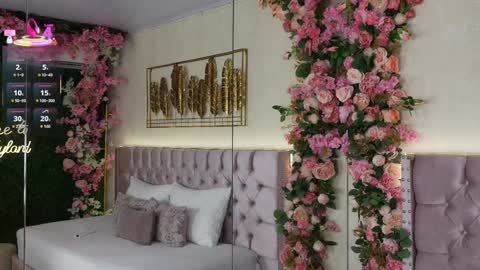 Candy Beck online show from 6, 11, 2025