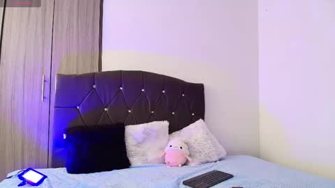 Snapshot of candy_blissx chatting on 22, 9, 2025 candy_blissx online show from 22, 9, 2025