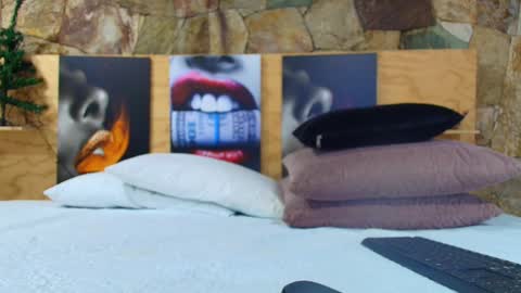 Jolie online show from 17, 12, 2025