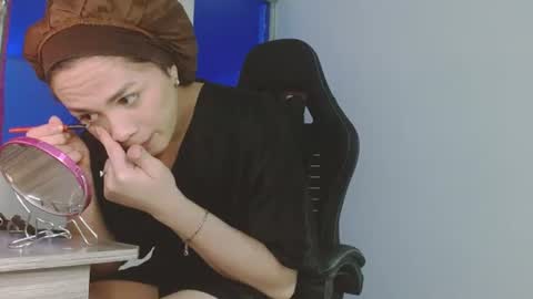 Snapshot of candy_giuliana21 chatting on 18, 6, 2026 candy_giuliana21 online show from 18, 6, 2026