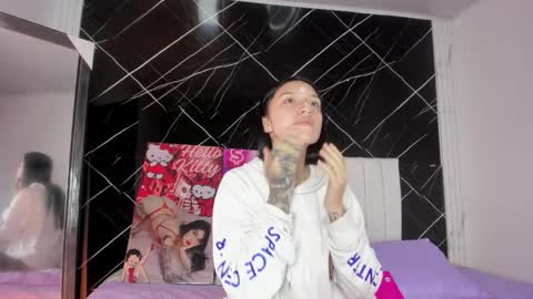 Leila  online show from 15, 11, 2025