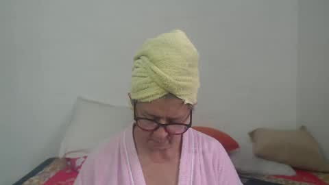 Snapshot of candy_mature_ chatting on 24, 12, 2024 candy online show from 24, 12, 2024