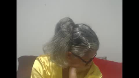 Snapshot of candy_mature_ chatting on 6, 1, 2025 candy online show from 6, 1, 2025