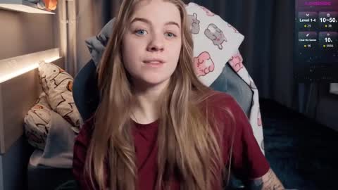 Snapshot of candy_meggie chatting on 30, 1, 2025 Megan online show from 30, 1, 2025