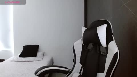  Candy  online show from 3, 3, 2026