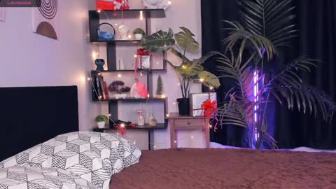 Snapshot of candy_sandy_ chatting on 13, 12, 2024 Sandy online show from 13, 12, 2024