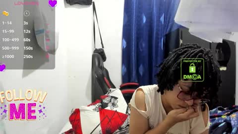 Snapshot of candy_val chatting on 15, 12, 2025 candy_val online show from 15, 12, 2025