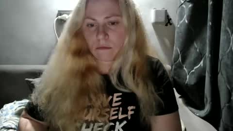 Laura online show from 19, 1, 2025