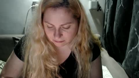 Laura online show from 26, 1, 2025
