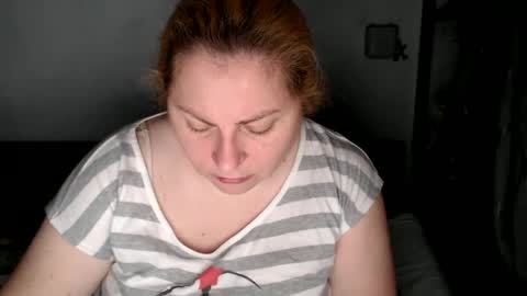 Laura online show from 2, 2, 2025