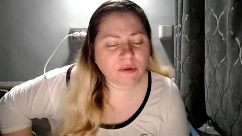 Snapshot of candycream74 chatting on 27, 5, 2026 Laura online show from 27, 5, 2026