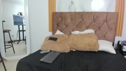 Snapshot of candyfox2606 chatting on 21, 2, 2026 candyfox online show from 21, 2, 2026