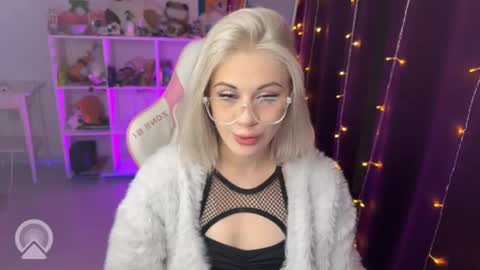 Snapshot of candyhannah chatting on 21, 9, 2025 You can call me HH online show from 21, 9, 2025