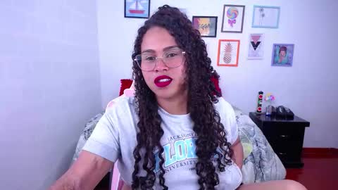 Snapshot of candyhot_sex chatting on 2, 2, 2026 Karen online show from 2, 2, 2026