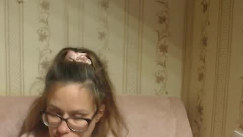 Snapshot of candylady136 chatting on 26, 10, 2025 say meow and send tip  online show from 26, 10, 2025