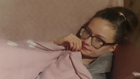 say meow and send tip  online show from 3, 12, 2025