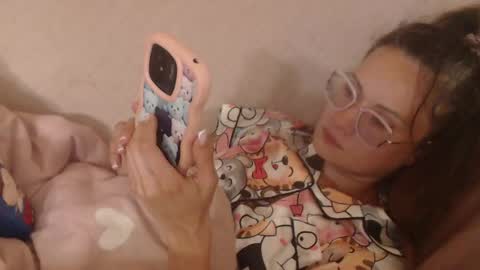 say meow and send tip  online show from 12, 5, 2026