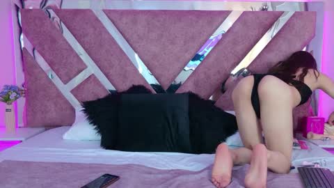 candyluxury_ online show from 29, 3, 2026