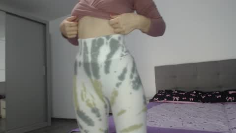 Olivia online show from 24, 11, 2025